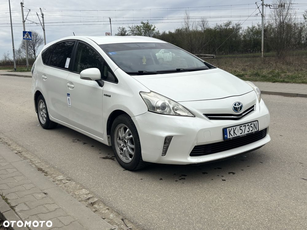 Toyota Prius+ - 1