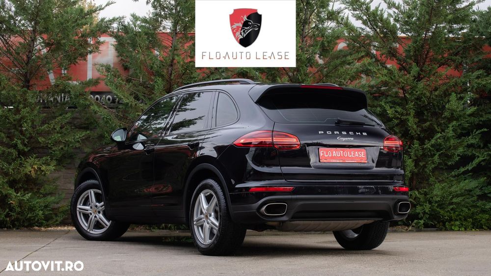 Porsche Cayenne - 5