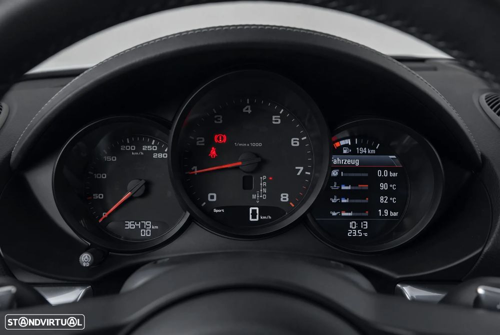 Porsche 718 Cayman - 10