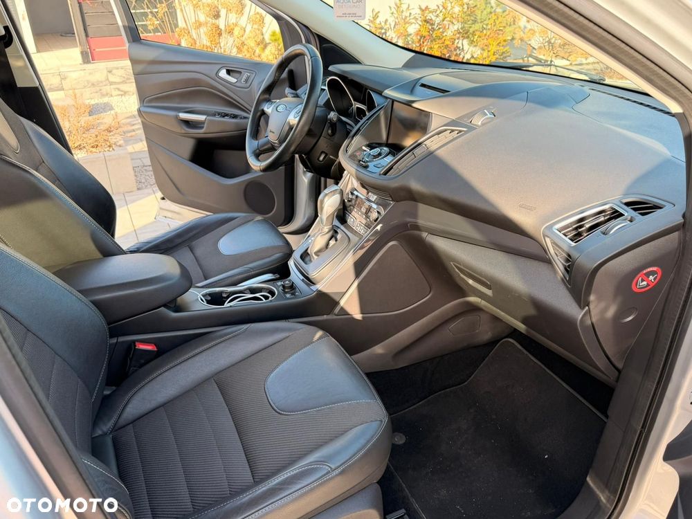 Ford Kuga 2.0 TDCi 4WD Titanium - 17