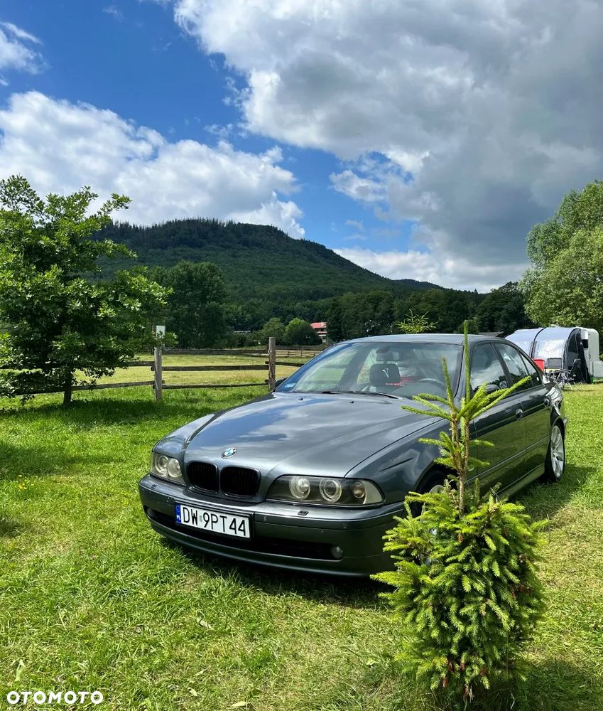 BMW Seria 5 - 1