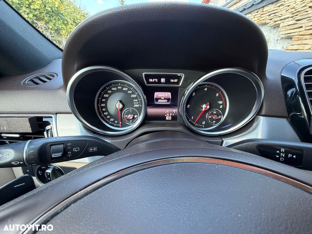 Mercedes-Benz GLE 350 d 4MATIC - 9