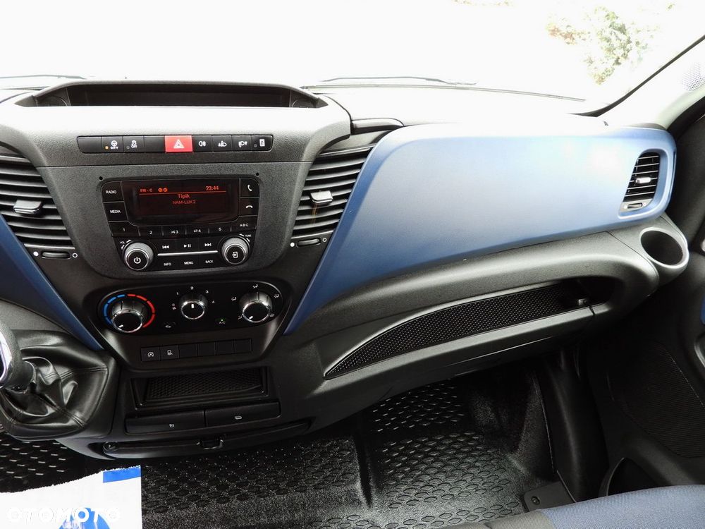 Iveco DAILY 35S14 FURGON CHŁODNIA  0*C ZASILANIE 230V TEMPOMAT AUTOMAT HI-MATIC KLIMATYZACJA  140KM - 36