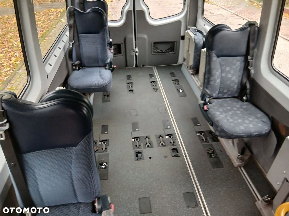 Mercedes-Benz SPRINTER - 14