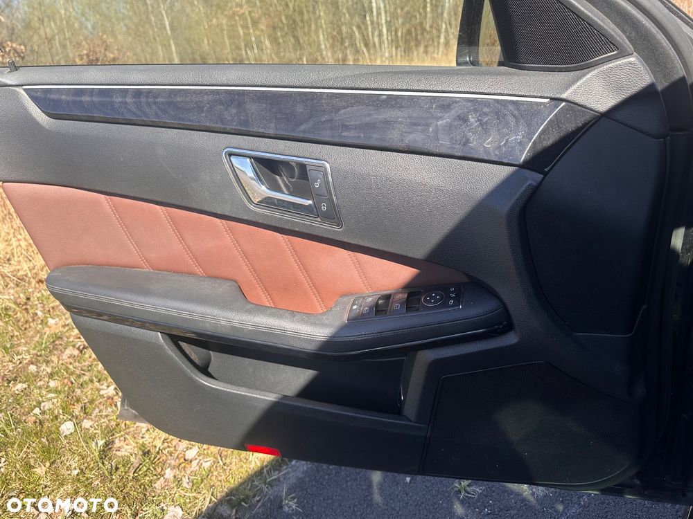 Mercedes-Benz Klasa E 300 BlueTEC 7G-TRONIC Avantgarde - 9