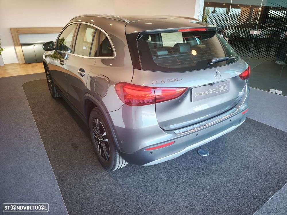 Mercedes-Benz GLA 250 e Progressive - 8