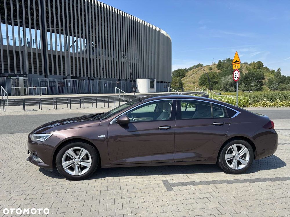 Opel Insignia 1.6 (118g) Business Edition - 3