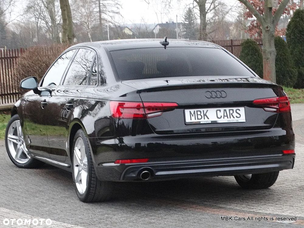 Audi A4 Limousine - 11