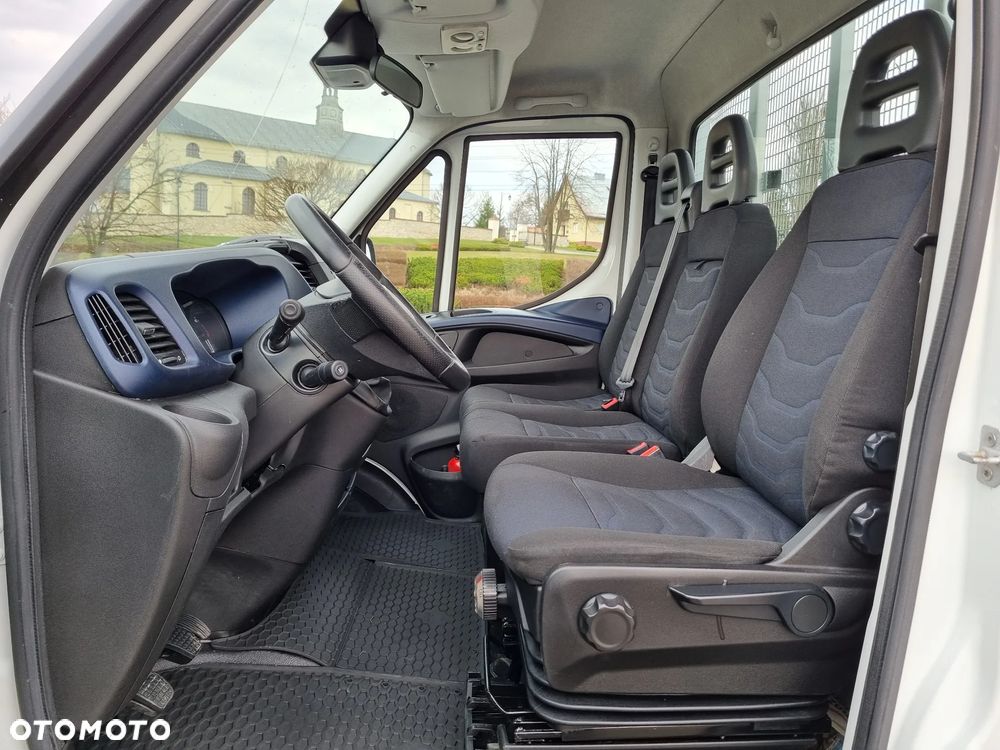Iveco Daily 50-150 3.0 HPi 150KM 12-Palet Skrzynia dł 6.12 - 7