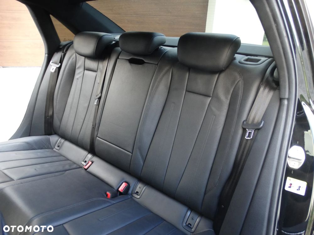 Audi A4 Limousine 2.0 TFSI ultra S tronic sport - 35