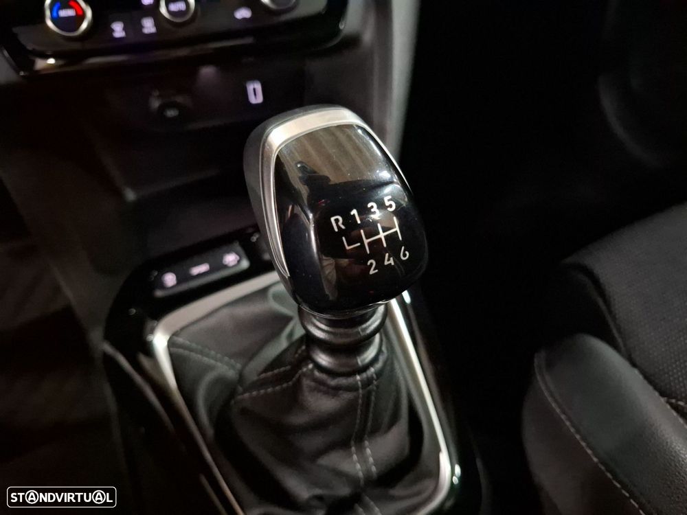 Opel Corsa 1.2 T GS - 18