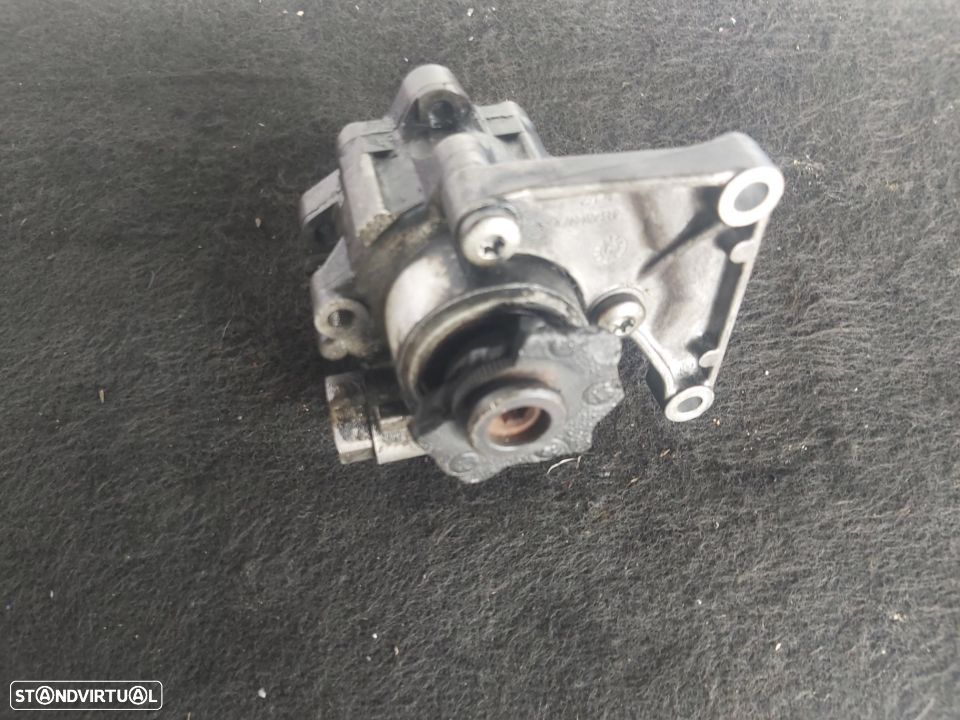Bomba Direcção Assistida Hidraulica Mercedes Sprinter - 2