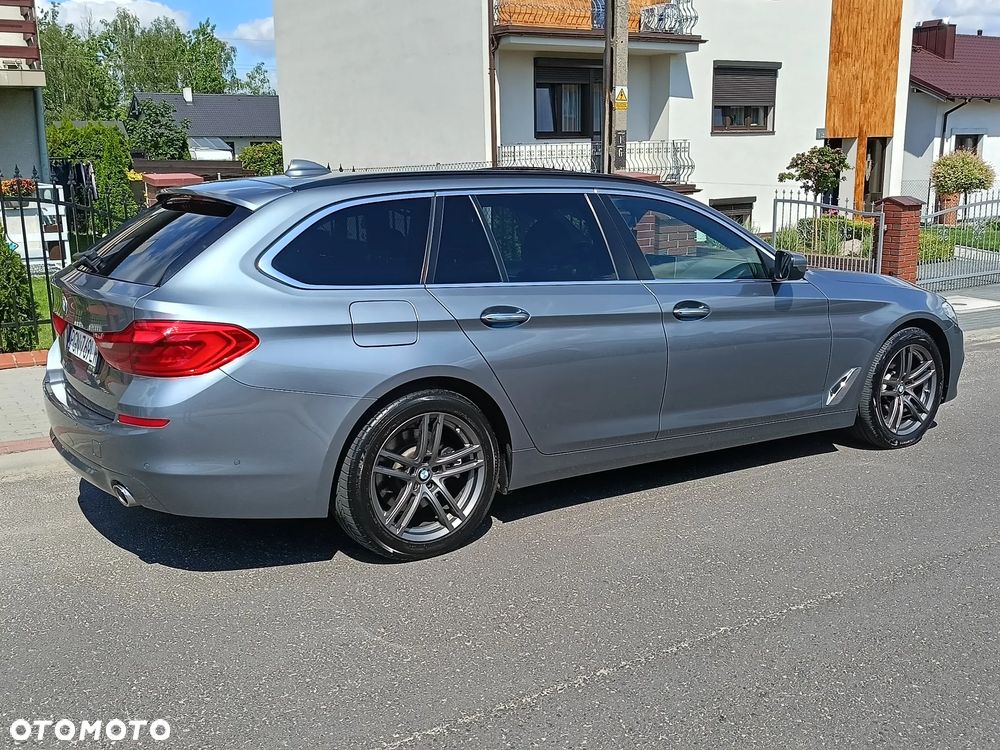 BMW Seria 5 520d xDrive - 3