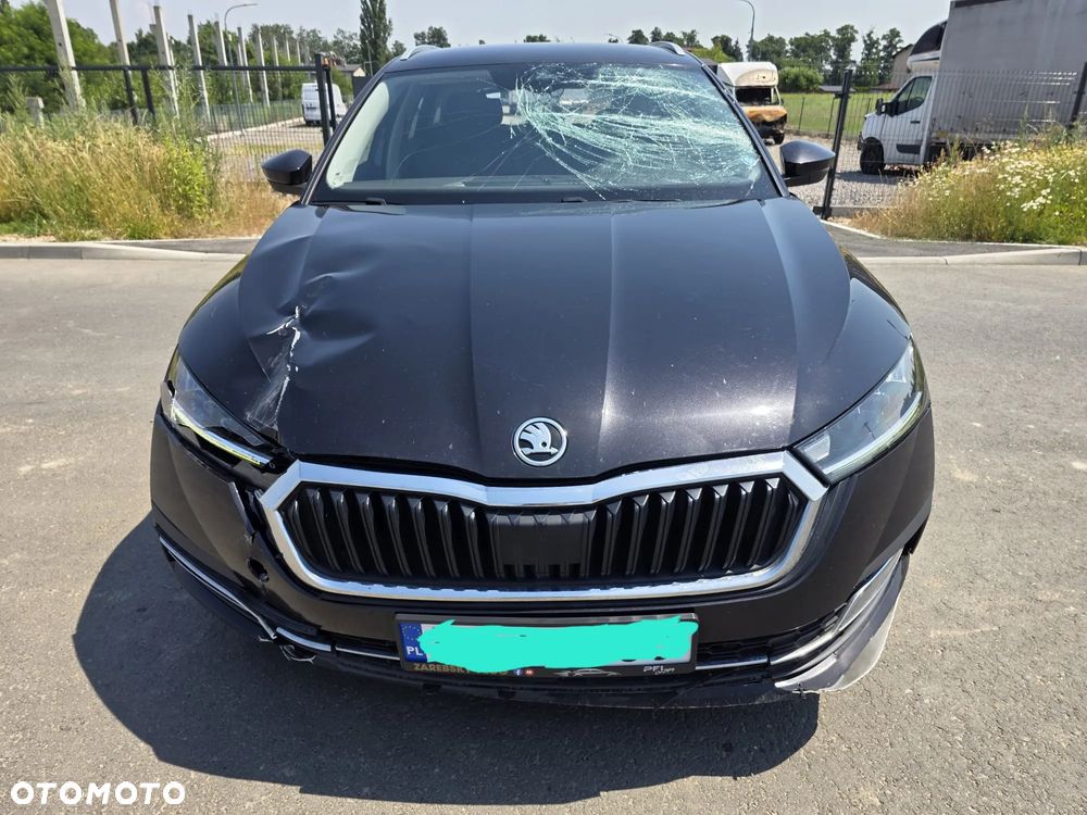 Skoda Octavia 2.0 TDI DSG Edition - 2