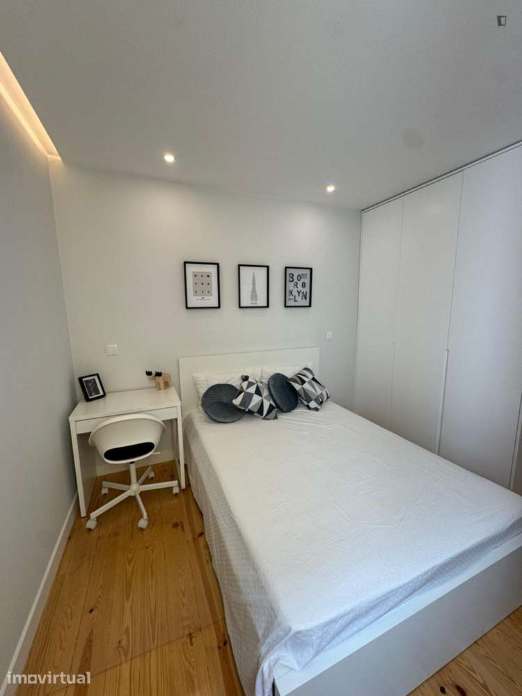 Quarto - localizado em Arroios Lisbon - Grande imagem: 4/10