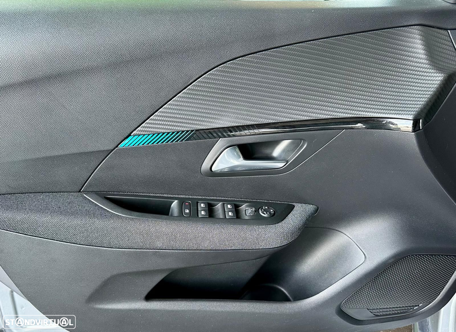 Peugeot e-208 50 kWh Allure - 9