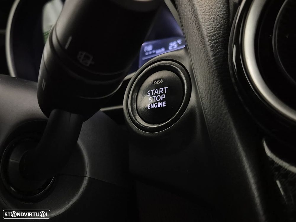 Mazda 2 1.5 e-Skyactiv-G Exclusive-Line Navi - 20