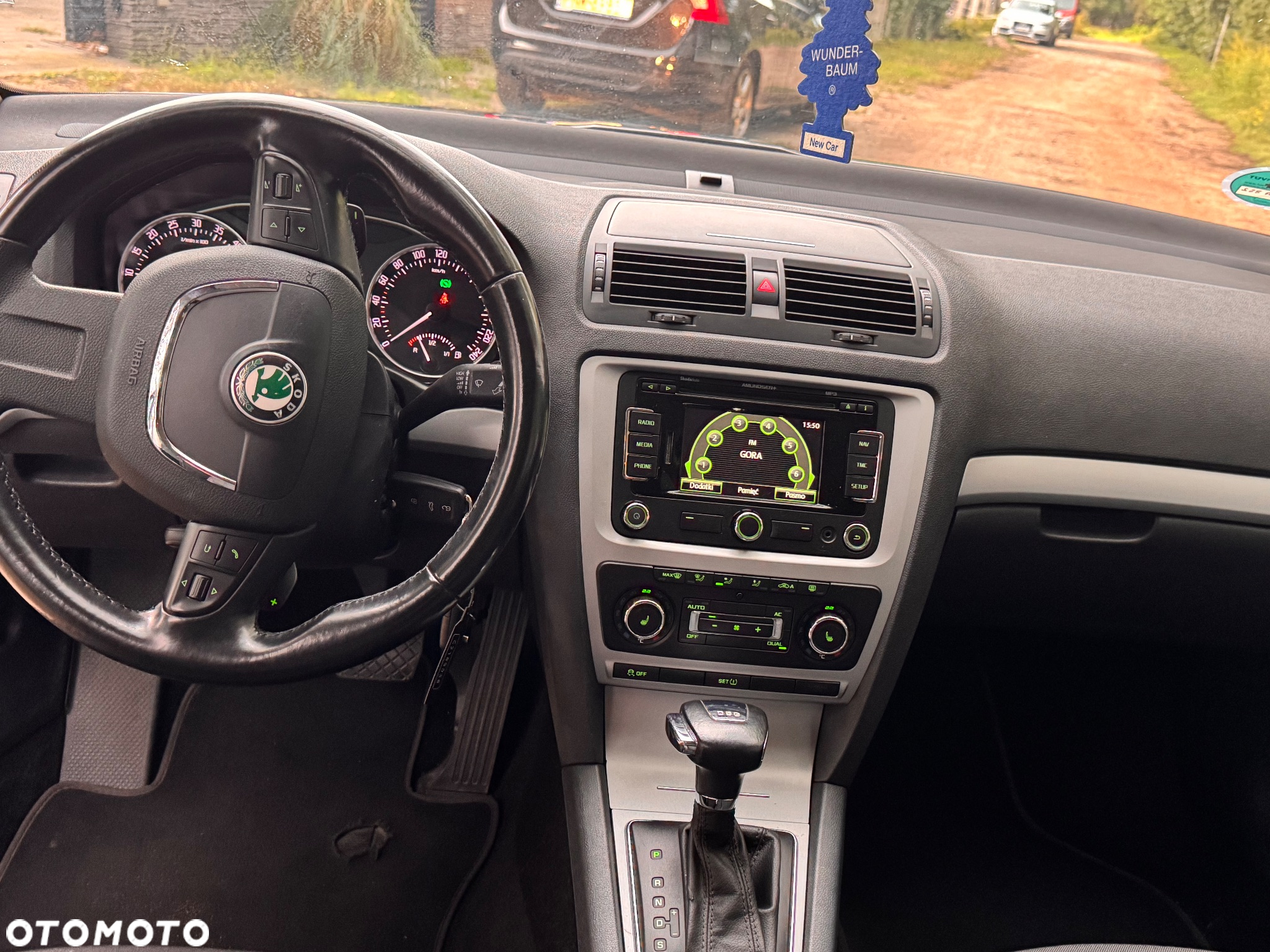 Skoda Octavia 2.0 TDI DPF Ambiente DSG - 11