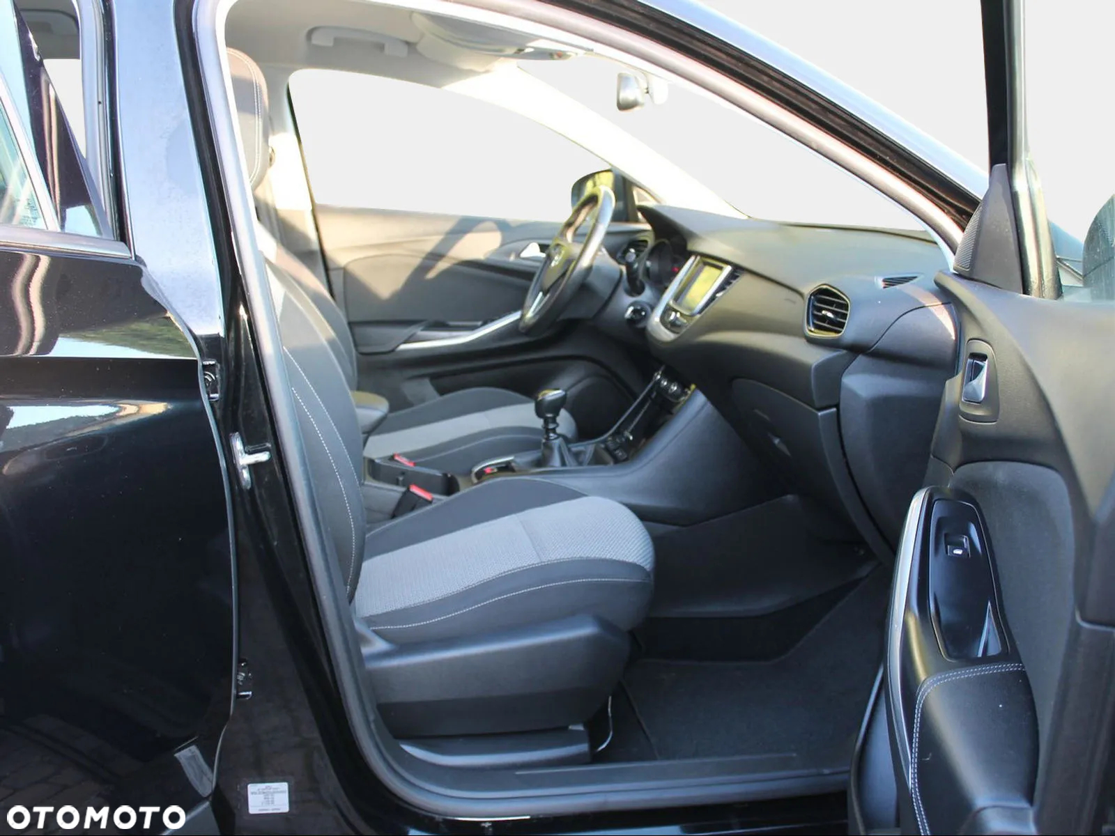 Opel Grandland X 1.6 D Start/Stop Business Edition - 9