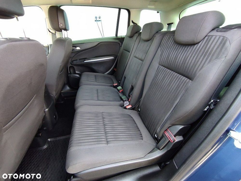 Opel Zafira - 16