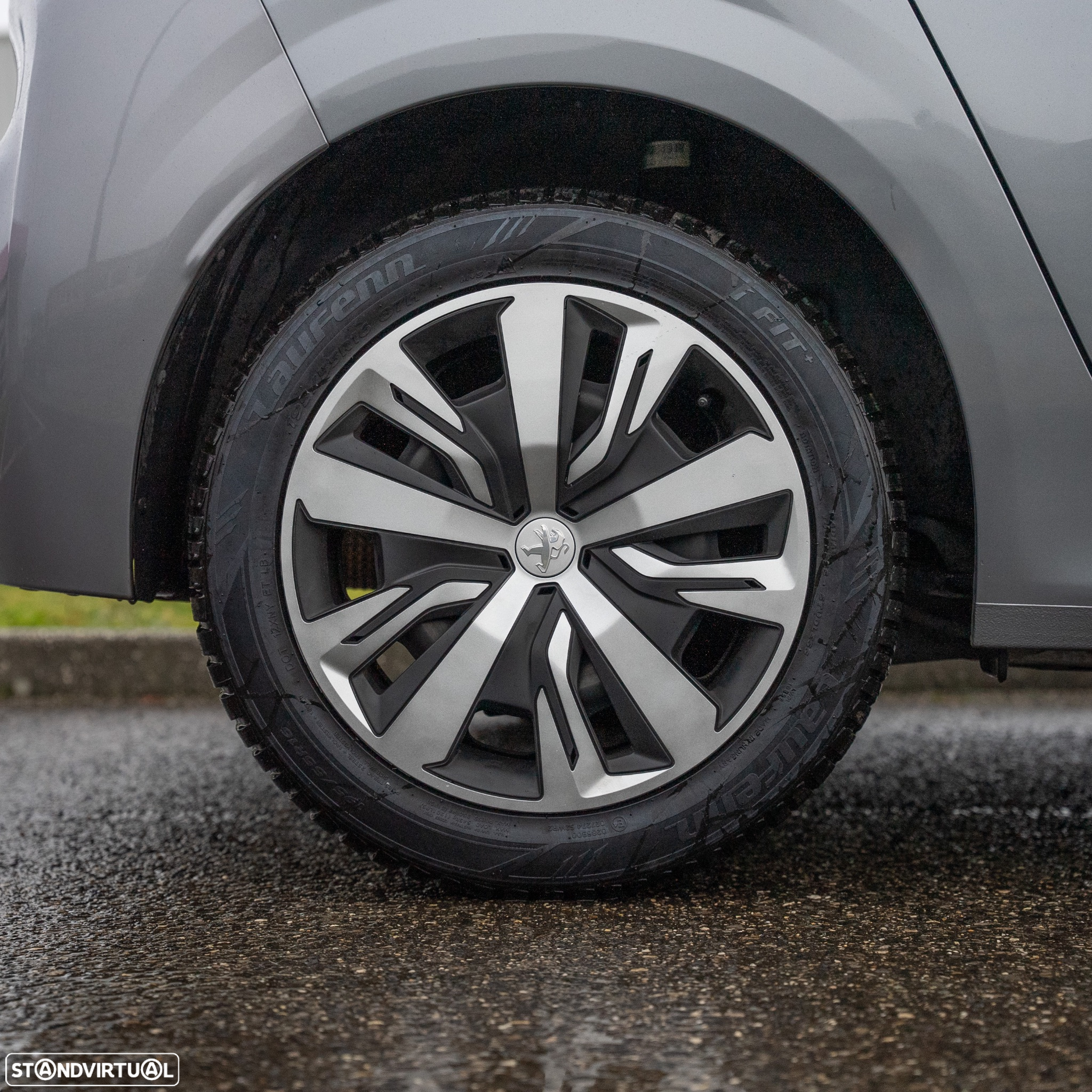 Peugeot 208 1.2 PureTech Active - 16
