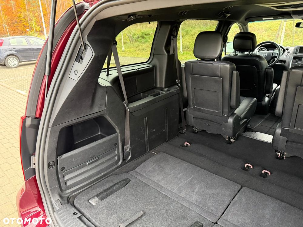Dodge Grand Caravan 3.6 R/T - 19