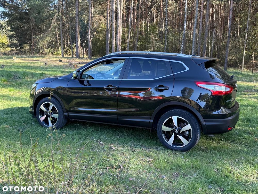 Nissan Qashqai 1.2 DIG-T Xtronic TEKNA - 4