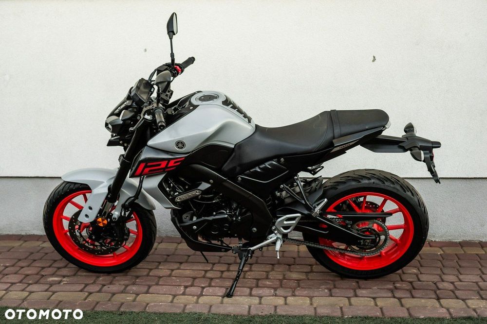 Yamaha MT - 6