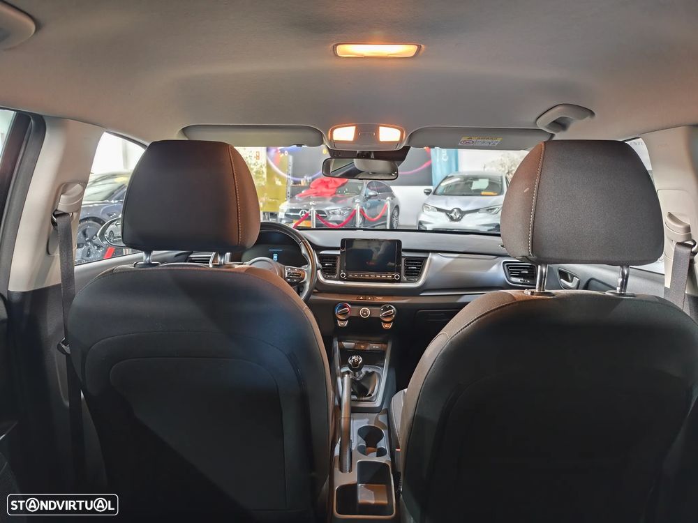 Kia Stonic 1.2 MPi Dynamic - 3