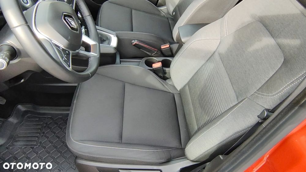 Renault Captur TCe 100 INTENS - 18