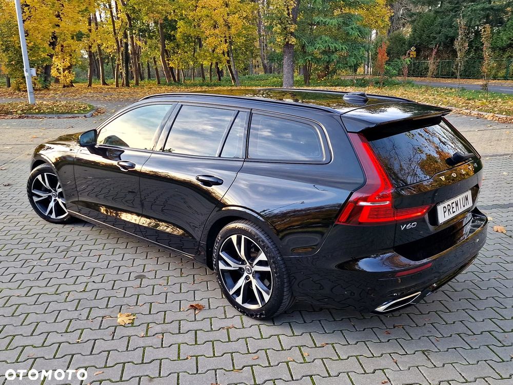 Volvo V60 D3 Geartronic R-Design - 19
