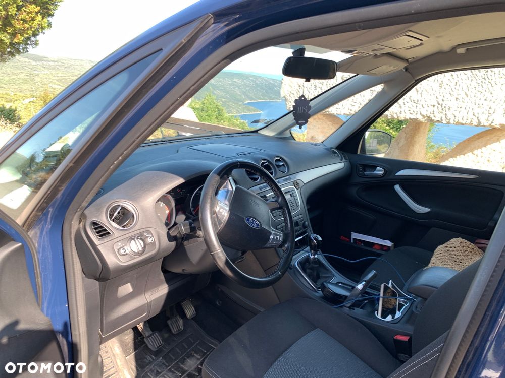 Ford Galaxy 2.0 TDCi Titanium - 3