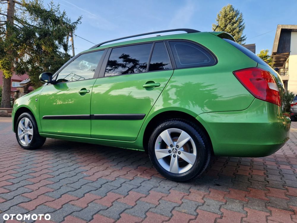 Skoda Fabia 1.4 16V Ambition - 4