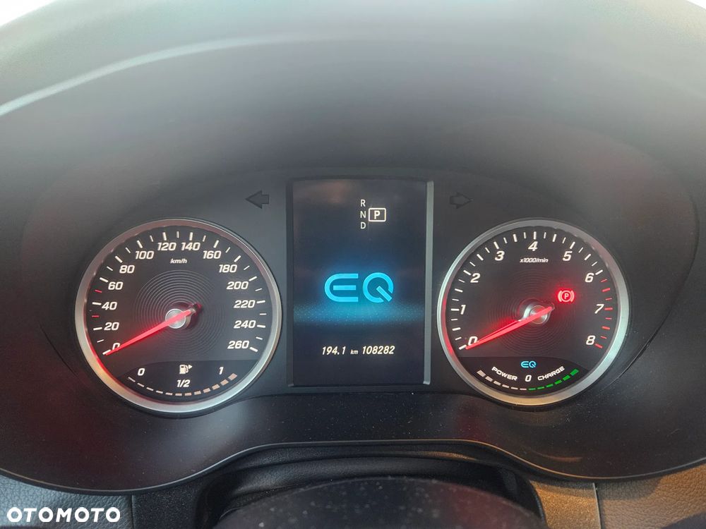 Mercedes-Benz GLC 300 e 4-Matic - 26