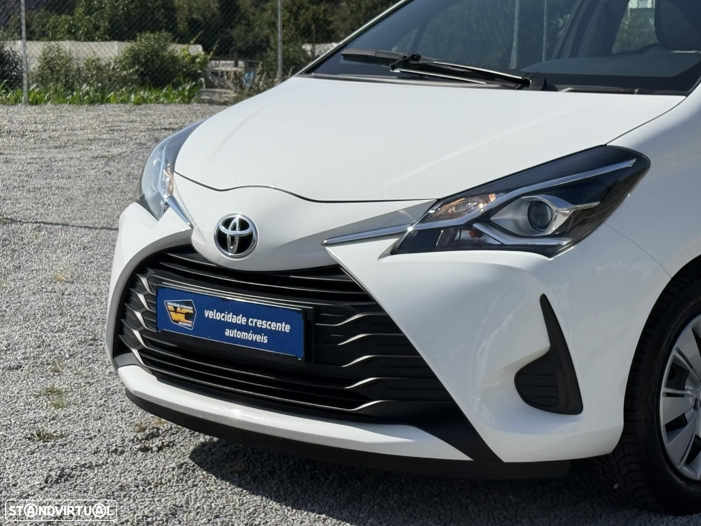 Toyota Yaris 1.0 VVT-i Comfort Plus - 4