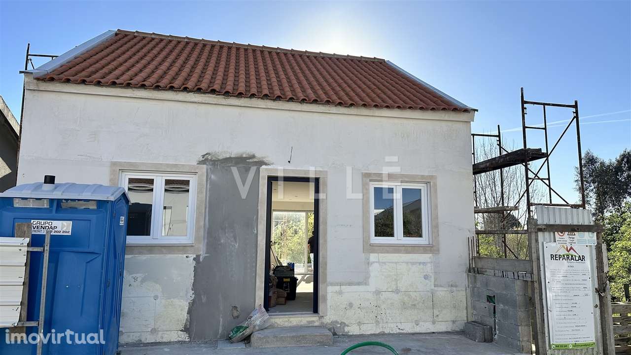 Moradia T3 reabilitada - Conforto quotidiano com elegância intemporal - Grande imagem: 2/6