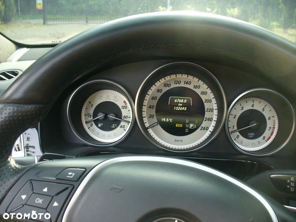 Mercedes-Benz Klasa E 350 BlueEFFICIENCY 7G-TRONIC Avantgarde - 21