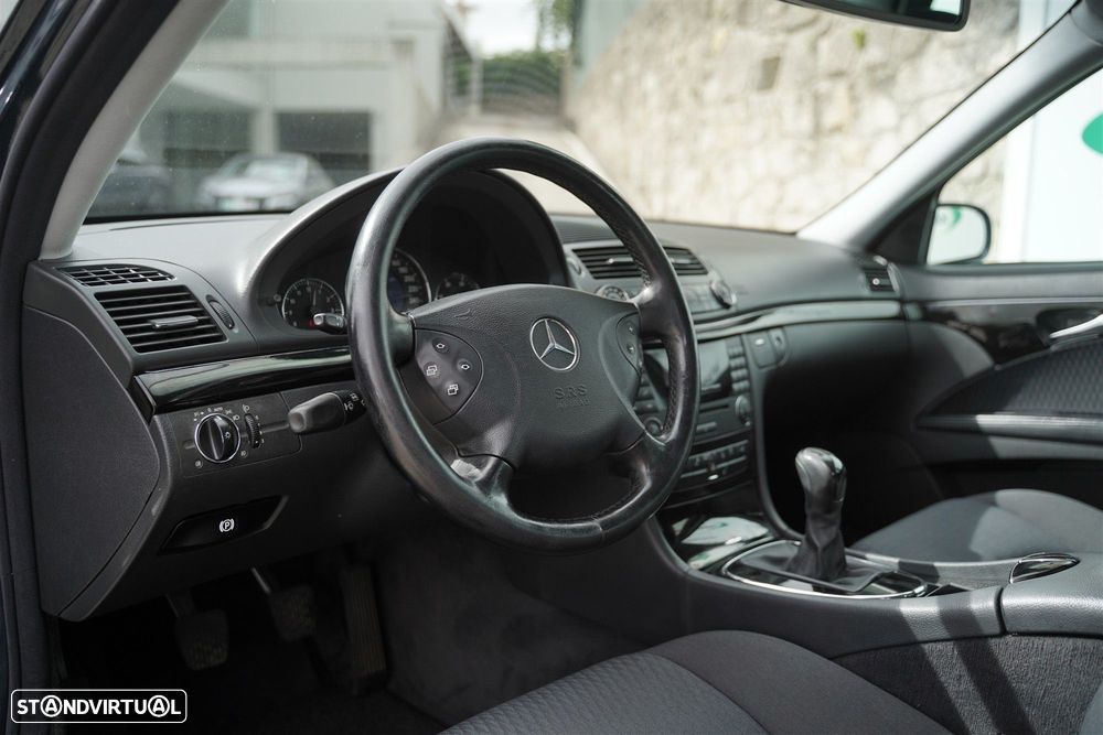 Mercedes-Benz E 220 CDi Elegance - 26
