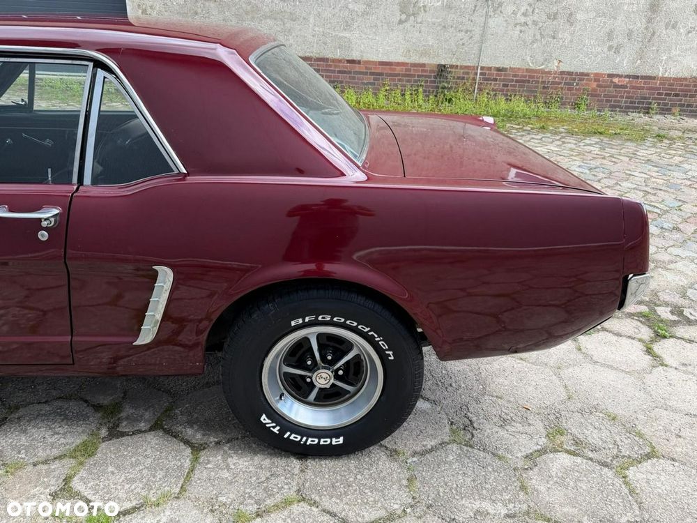 Ford Mustang - 19