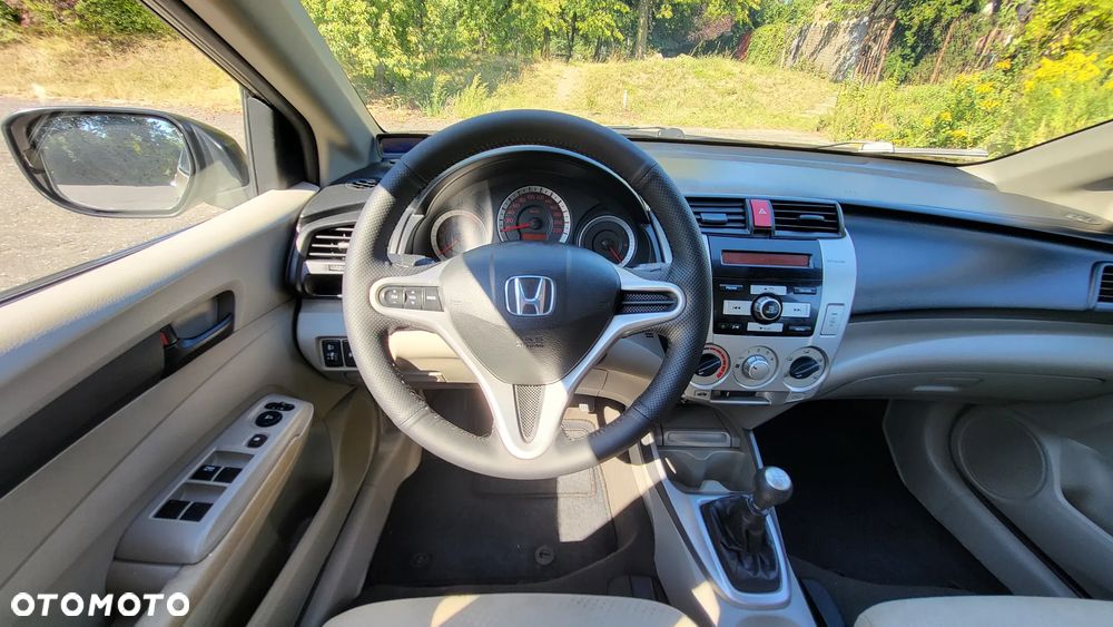 Honda City 1.4 Elegance - 12