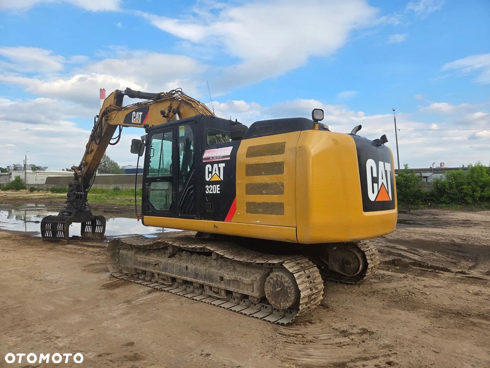 Caterpillar 320E - 2