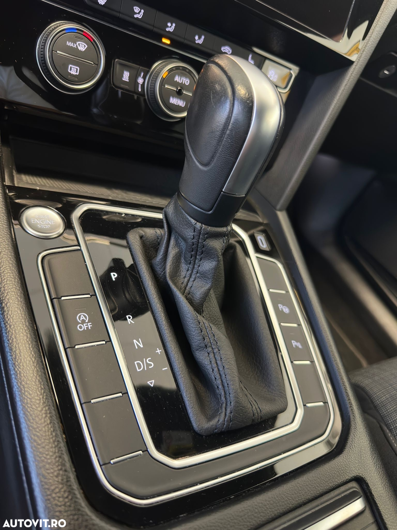 Volkswagen Passat Variant 2.0 TDI DSG Highline - 12