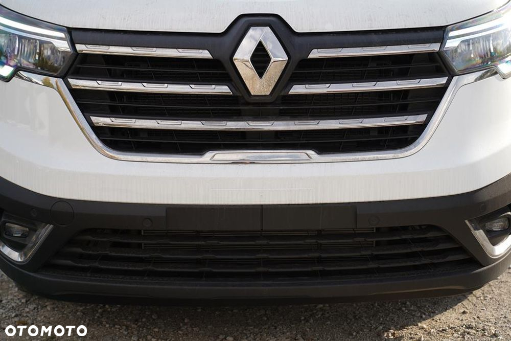 Renault Trafic - 23