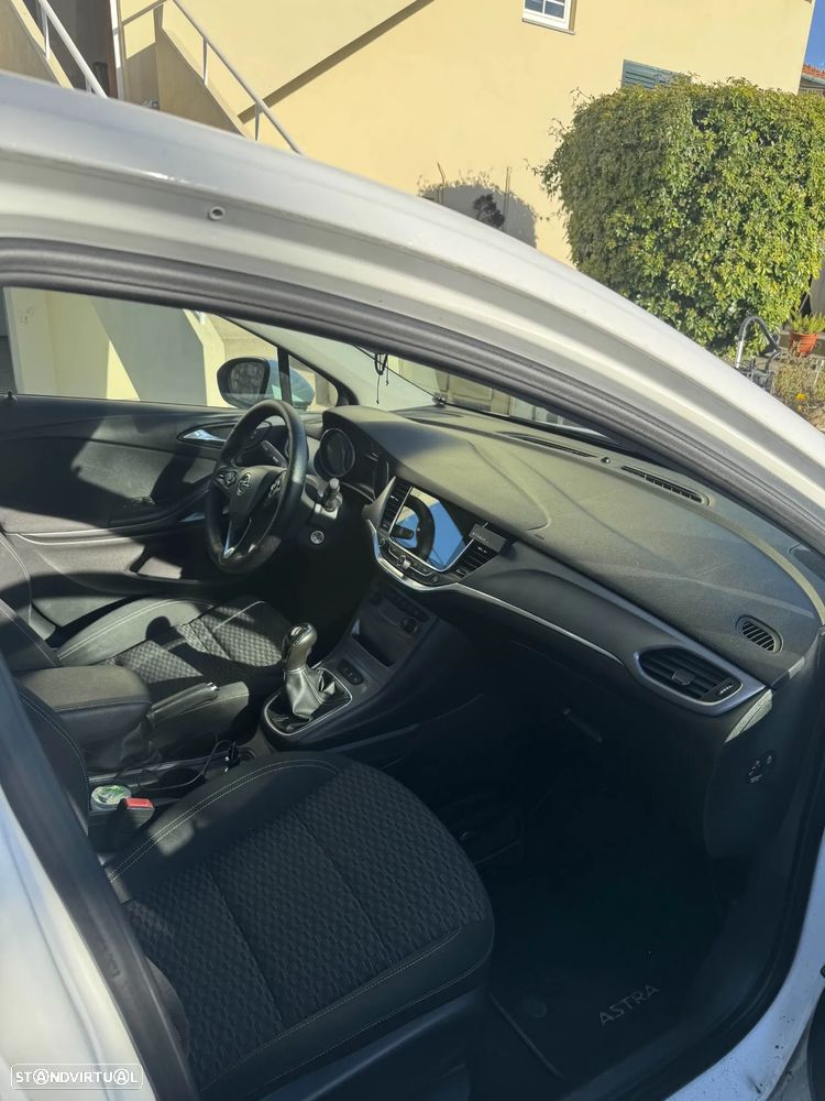 Opel Astra 1.6 CDTI Dynamic S/S - 8