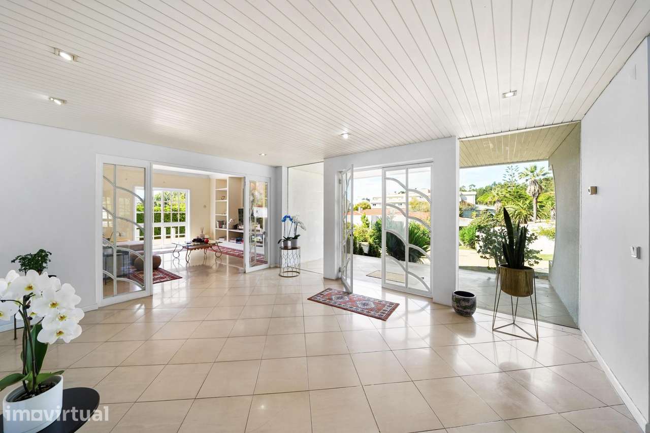 Moradia 8 suites e casa independente com 2 suítes, com piscinas... - Grande imagem: 3/48