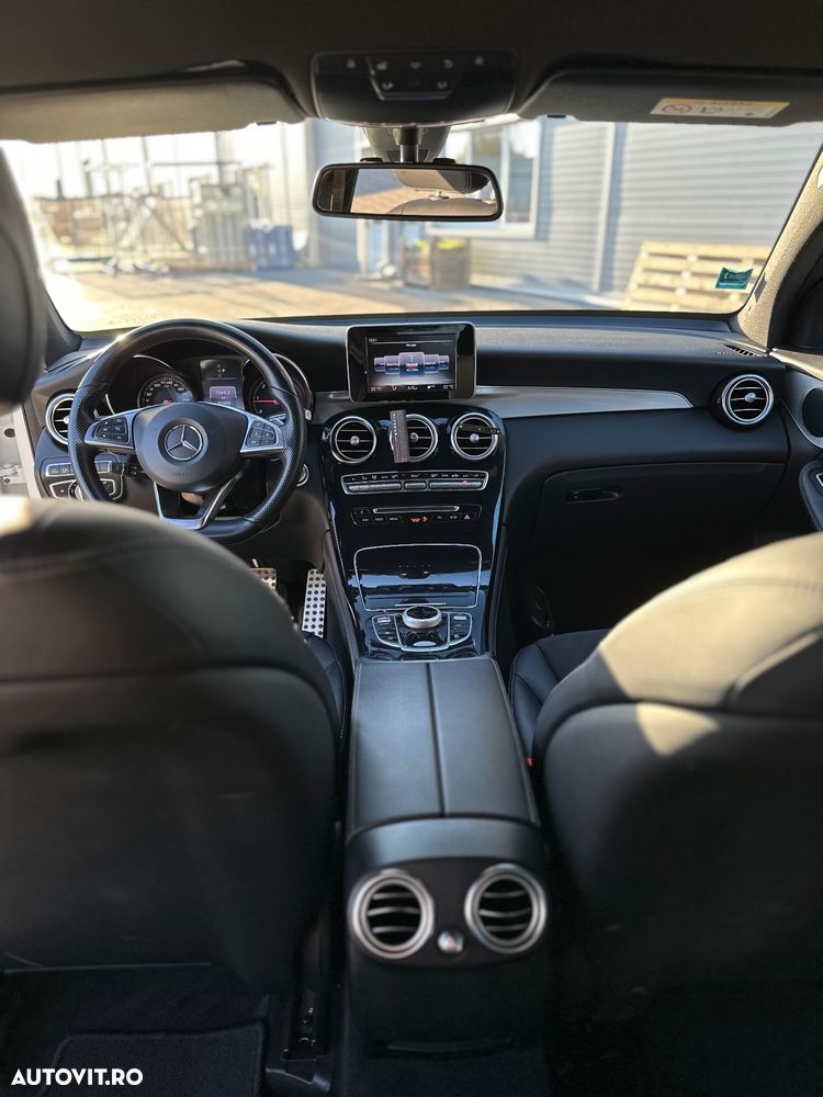 Mercedes-Benz GLC 250 d 4Matic 9G-TRONIC AMG Line - 13