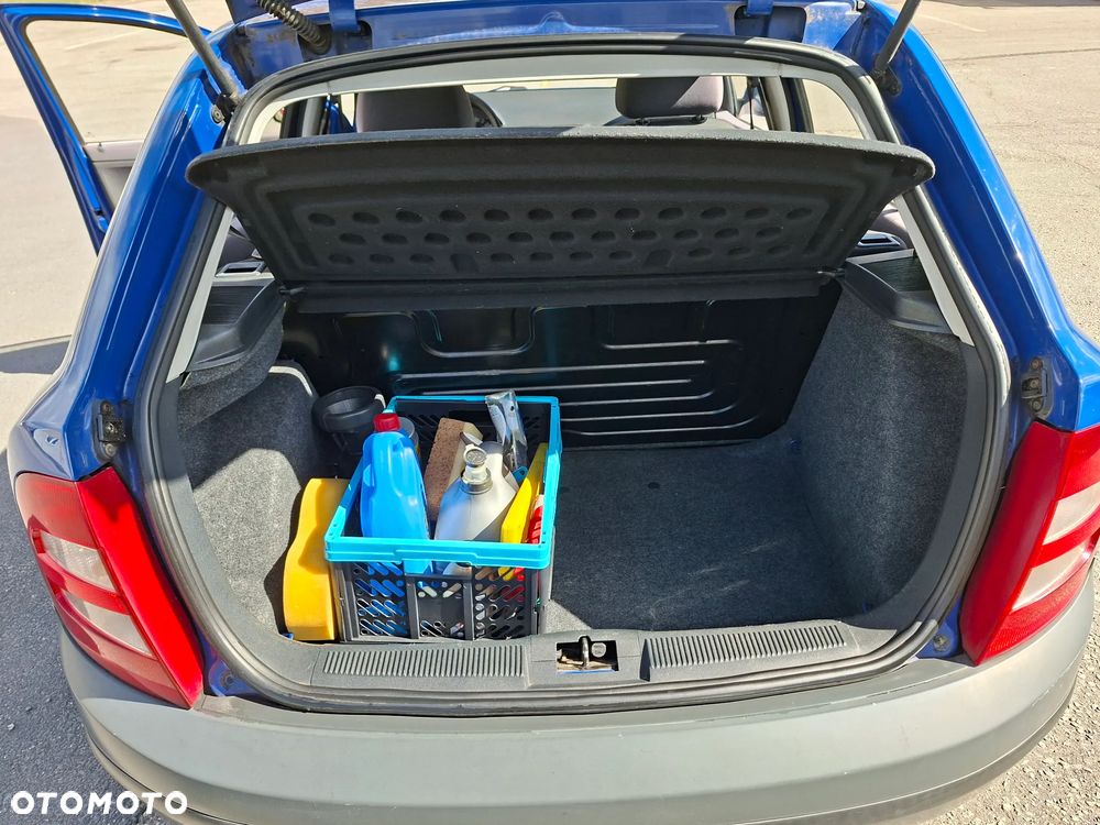 Skoda Fabia 1.2 HTP Basis - 5