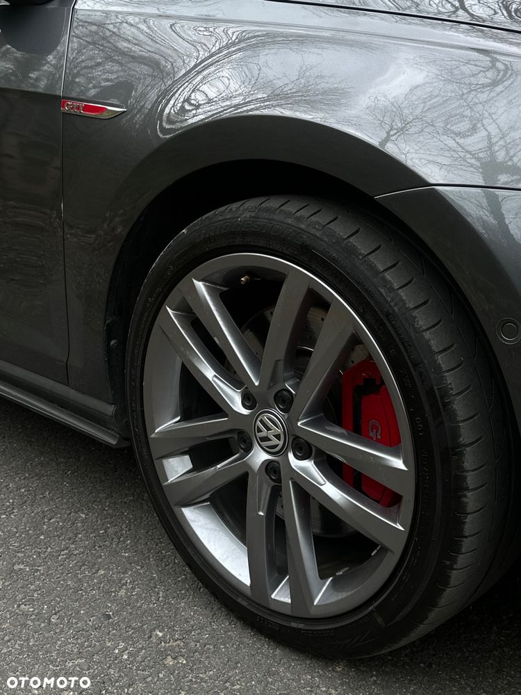 Volkswagen Golf GTI 2.0 TSI OPF DSG Performance - 8