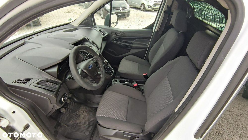 Ford Transit Connect - 31