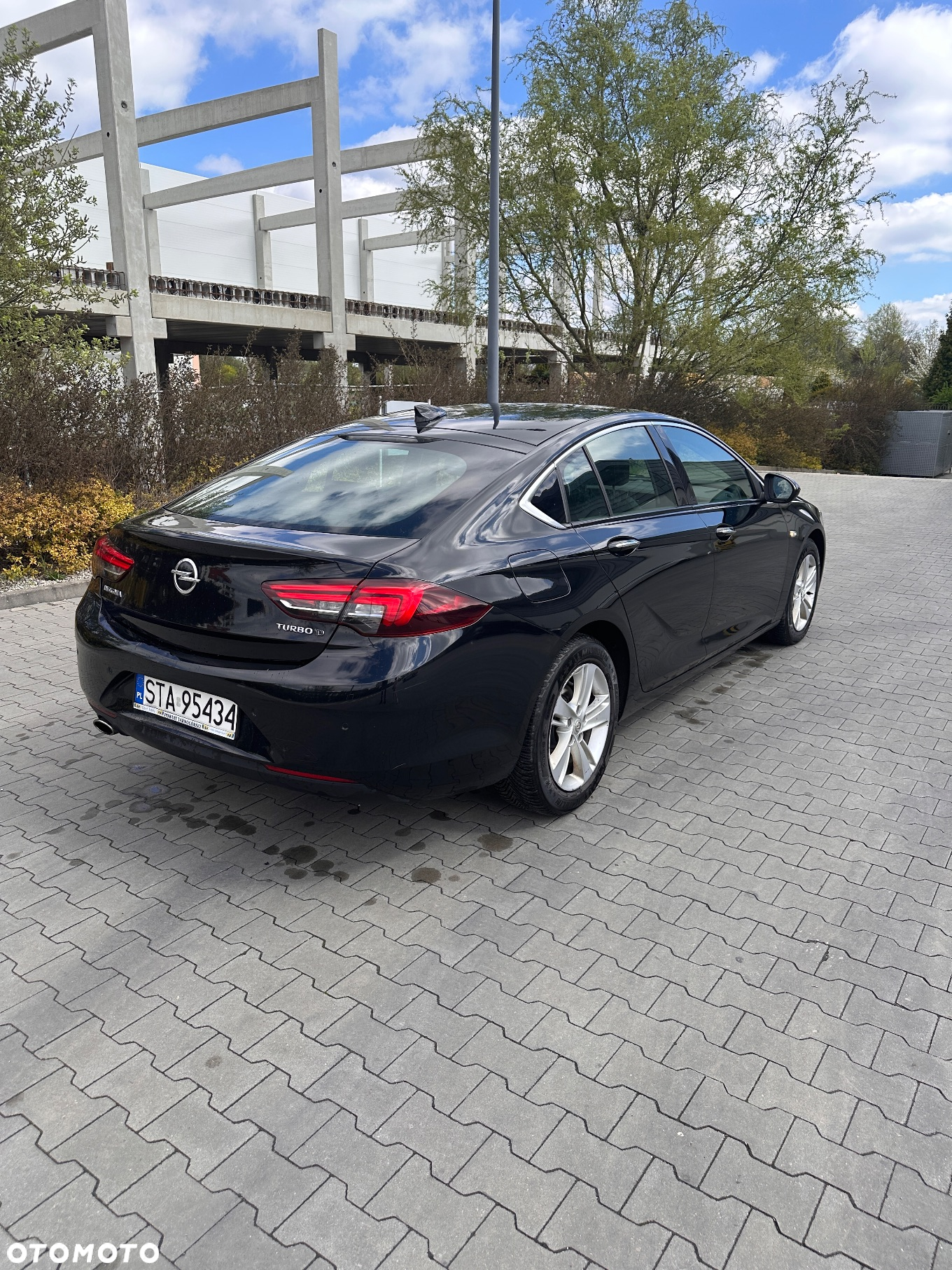 Opel Astra 1.6 D Start/Stop Business - 4